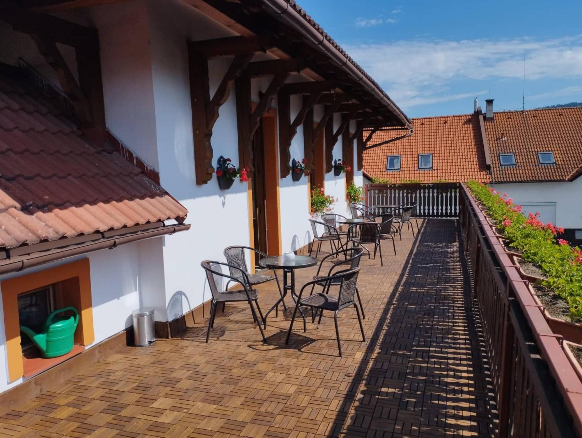 Penzion Restaurace U Helferu Libun Bagian luar foto