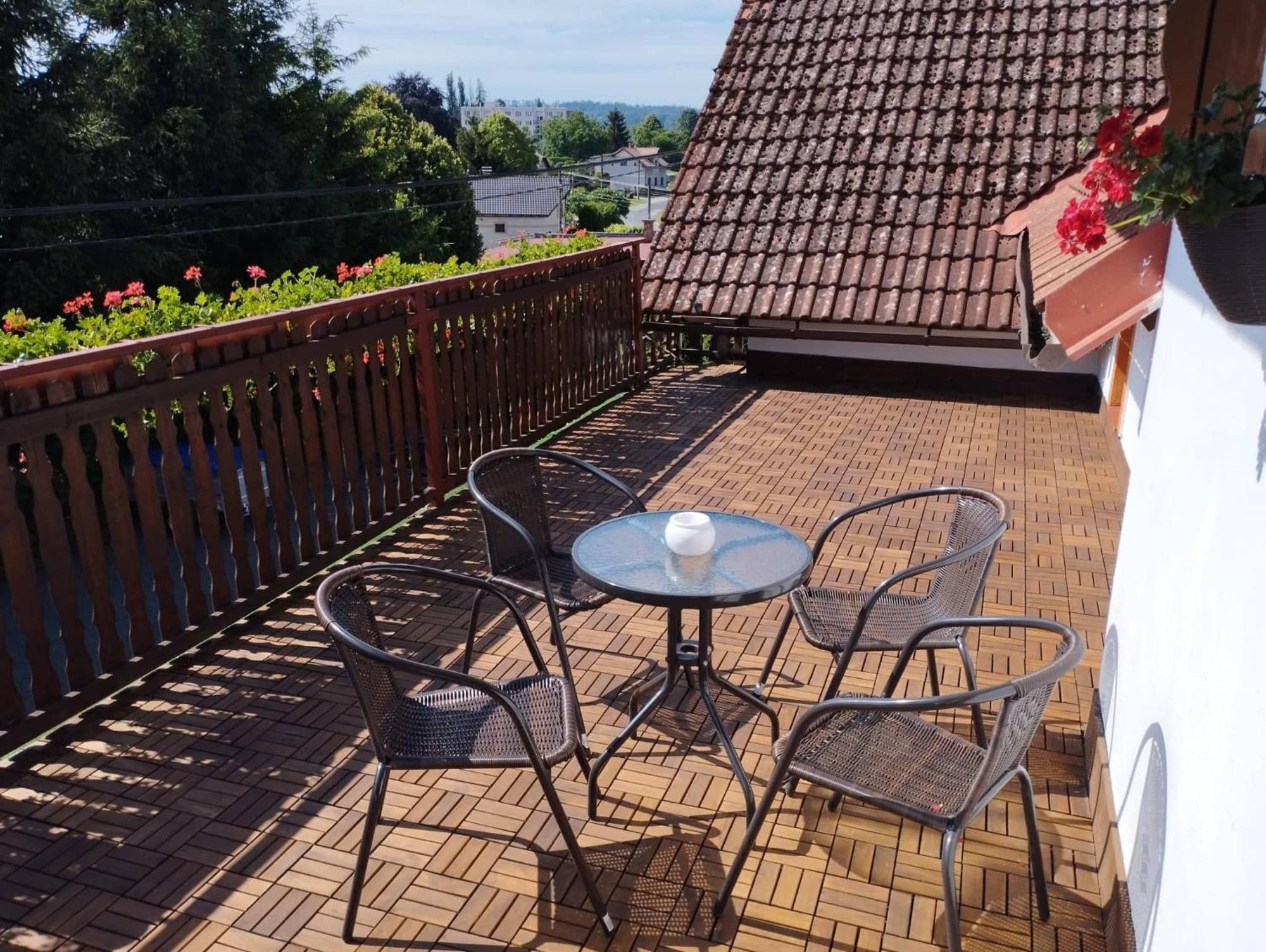 Penzion Restaurace U Helferu Libun Bagian luar foto