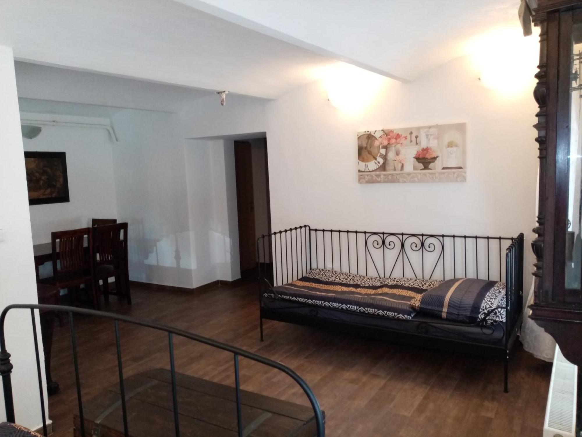 Penzion Restaurace U Helferu Libun Bagian luar foto